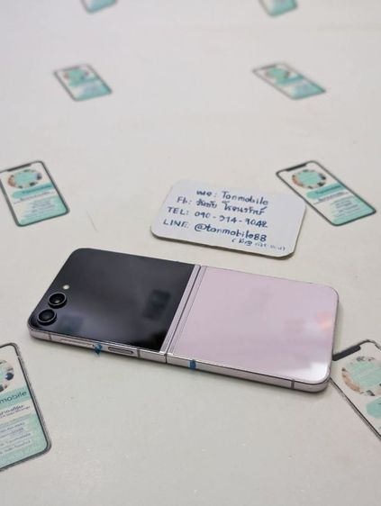 ขาย เทิร์น Samsung Galaxy Z Flip 5 256 GB Lavender ศูนย์ไทย สภาพสวย มีตัวเครื่องอย่างเดียว ไม่มีอุปกรณ์อื่น เพียง 7,990 บาท เท่านั้น ครับ