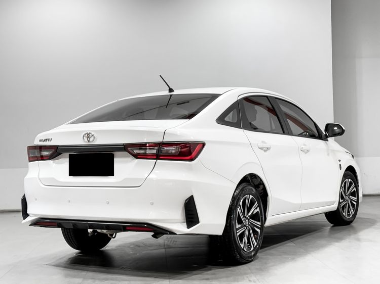 Toyota Yaris ATIV 2023 1.2 Sport Sedan เบนซิน เกียร์อัตโนมัติ ขาว รูปที่ 4