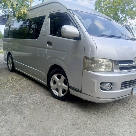 Toyota Hiace 2007 2.5 Commuter Van ดีเซล ไม่ติดแก๊ส เกียร์ธรรมดา เทา รูปที่ 4
