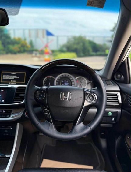 Honda Accord 2013 2.4 EL NAVI Sedan เบนซิน ไม่ติดแก๊ส เกียร์อัตโนมัติ ขาว รูปที่ 2