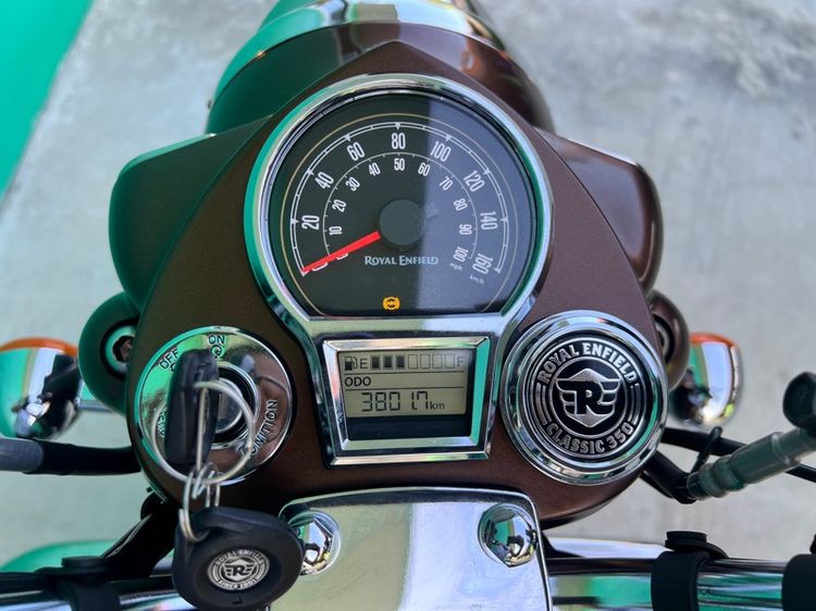 Royal Enfield classic 350 ปี 2025 วิ่ง3,000โลแท้ รูปที่ 14