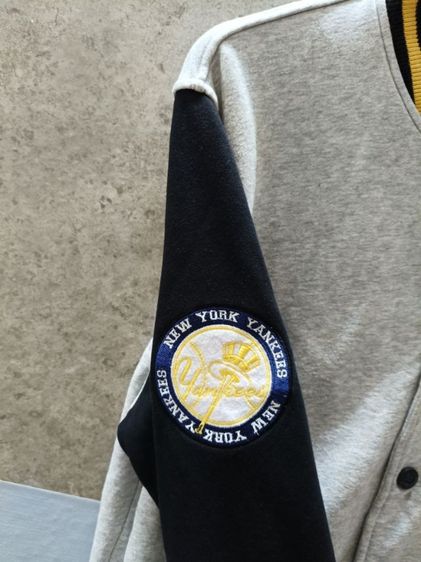 MLB