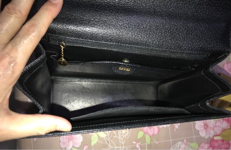 ต่อรองได้ Gucci ของแท้ หนังวัวแท้ มีสายยาว สภาพดี มีกล่อง ถุงผ้า รูปที่ 10