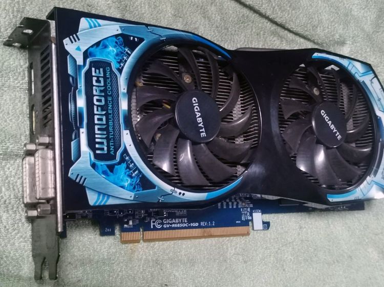 อื่นๆ 🔊ขายการ์ดจอ GIGABYTE AMD Radeon HD 6850C-1GD สภาพดีมือสอง