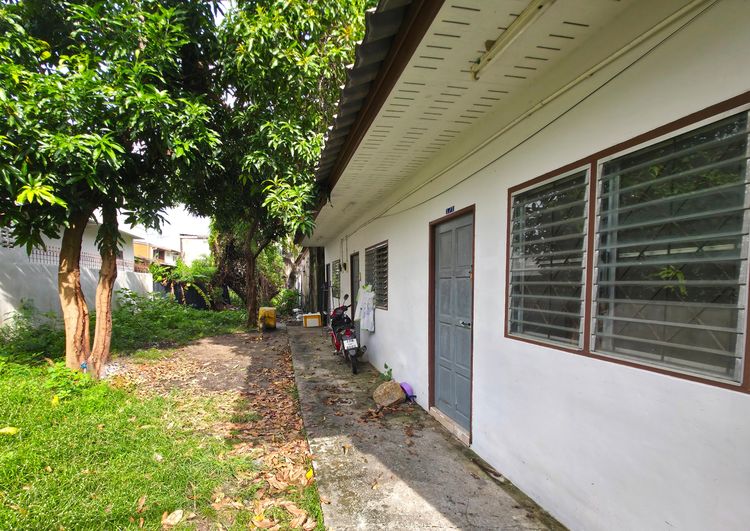 มีห้องให้เช่า ทำรายได้และสามารถขยายเพิ่มเติมได้หลายห้อง ใกล้มหาลัย ตลาดและทะเลอยู่ในเมืองสงขลา