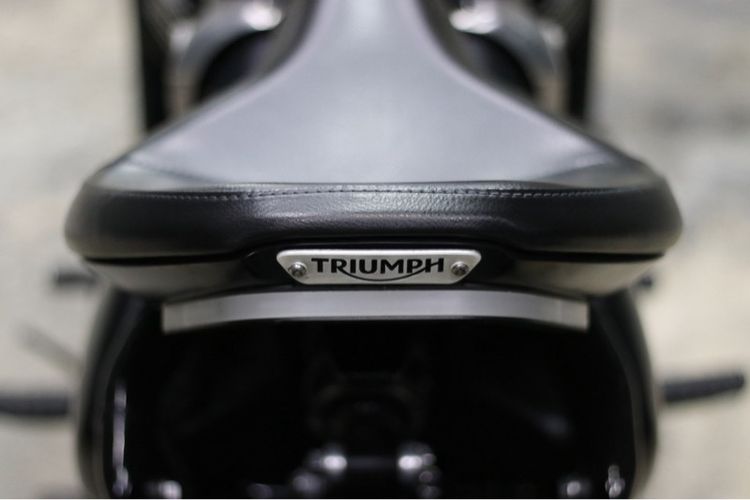 ขายTriumph Bobber Black ปี2019 พร้อมของแต่ง รูปที่ 7