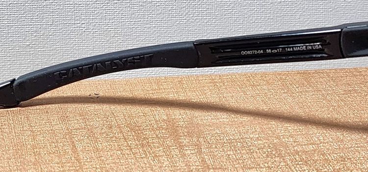  Oakley Catalyst sunglasses รูปที่ 5