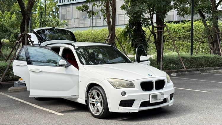 รถ BMW X1 2.0 sDrive18i M Sport สี ขาว