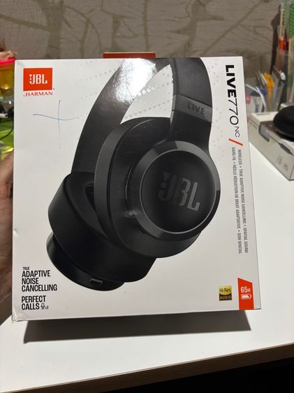 JBL LIVE770NC 
