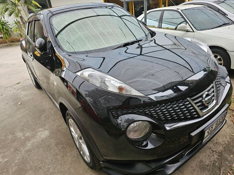 Nissan Juke 2014 1.6 V Sedan เบนซิน ไม่ติดแก๊ส เกียร์อัตโนมัติ ดำ รูปที่ 4