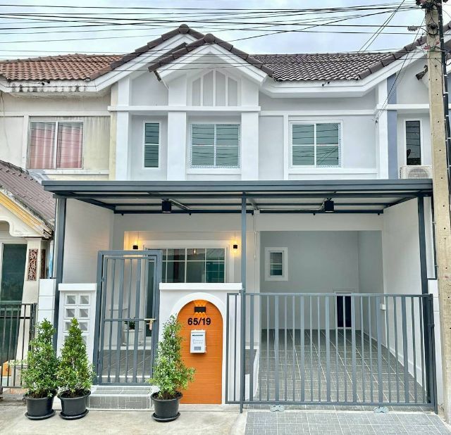 ทาวน์เฮาส์หน้ากว้าง นนทบุรี ไทรน้อย ม.พฤกษา69 ทำเลซอยแก้วอิน บางใหญ่ ใกล้ทางด่วนM81 ตกแต่งใหม่ นัดชมด่วน063-178-1278​ รูปที่ 4