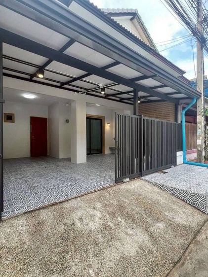 ทาวน์เฮาส์ นนทบุรี บางกรวย ไทรน้อย ม.พฤกษา10 ทำเลใกล้โรงพยาบาลไทรน้อย ตกแต่งพร้อมอยู่  นัดชมบ้านด่วนจัดสินเชื่อเต็ม  รูปที่ 2