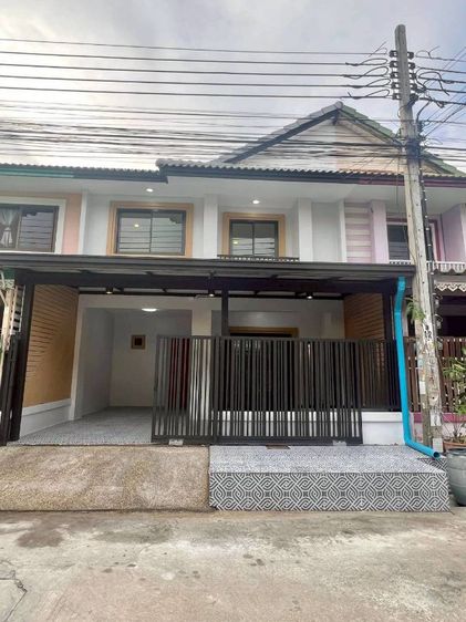 ทาวน์เฮาส์ นนทบุรี บางกรวย ไทรน้อย ม.พฤกษา10 ทำเลใกล้โรงพยาบาลไทรน้อย ตกแต่งพร้อมอยู่  นัดชมบ้านด่วนจัดสินเชื่อเต็ม 