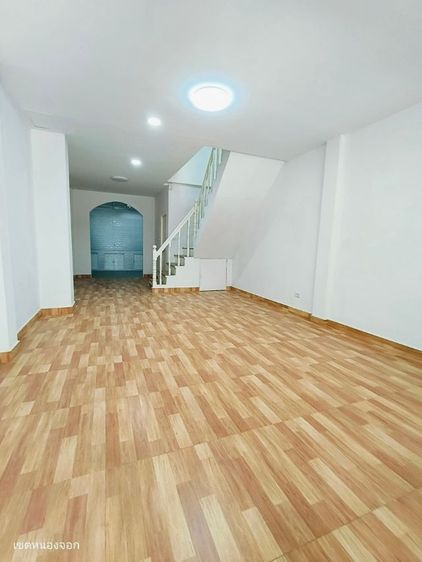 มีบางส่วน ใช่ ทาวน์เฮาส์ หนองจอก กรุงเทพ ม.ดีดีเฮาส์ ถ. อยู่วิทยา 5 ใกล้ตลาดหนองจอก อยู่ต้นๆซอย ตกแต่งใหม่พร้อมอยู่ ราคาไม่แพง จัดสินเชื่อได้เต็ม นัดชมเลย รูปที่ 3