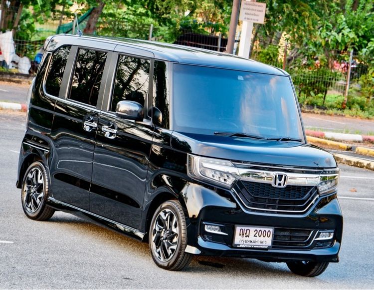 Honda N-Box 2022 Custom L Turbo Sedan เบนซิน ไม่ติดแก๊ส เกียร์อัตโนมัติ ดำ รูปที่ 3