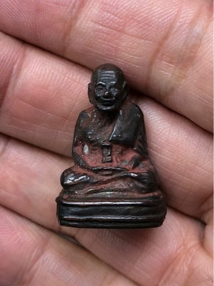 หลวงปู่ทวดเบตง ปี 2505 เป็นหนึ่งในพระเครื่องที่ได้รับความนิยมอย่างมากในวงการพระเครื่องไทย