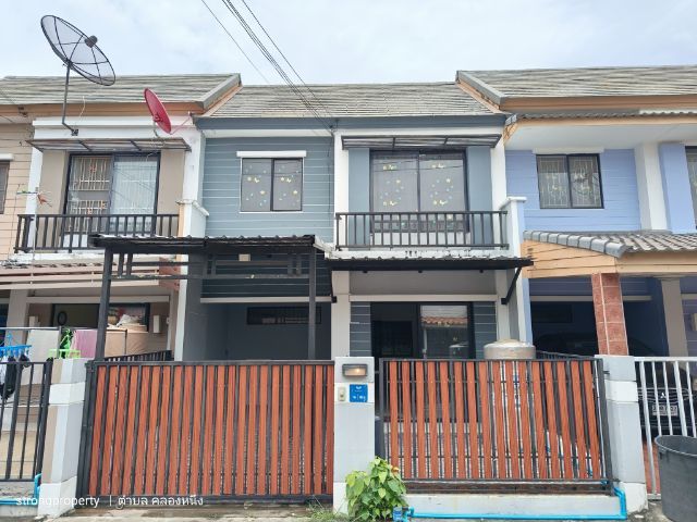 มีบางส่วน ทาวน์เฮาส์ คลองหลวง คลองหนึ่ง ม.พฤกษา52.1 (ขายพร้อมผู้เช่าเช่าเดือนละ8500​บาท จ่ายค่าเช่าตรงเวลา)​. เทพกุญชร32.จัดสินเชื่อได้เต็ม รูปที่ 2