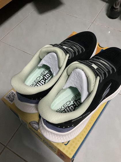 SKECHERS Slip-ins (GO RUN Consistent) รูปที่ 3