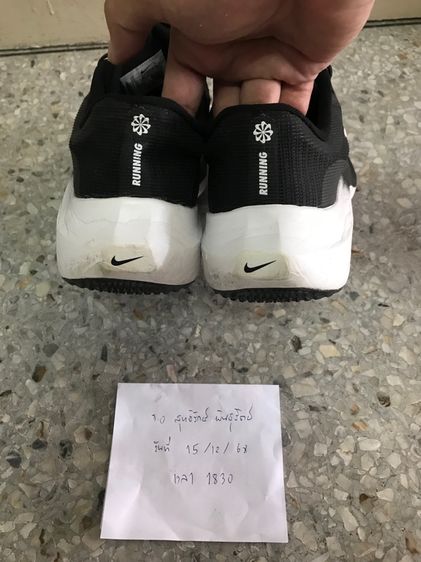 Nike zoomfly5 รูปที่ 2