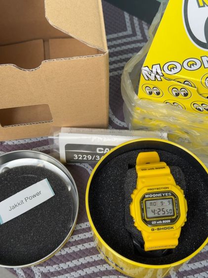 อื่นๆ นาฬิกา Gshock x Mooneyes  DW5600 LIMITED EDITION