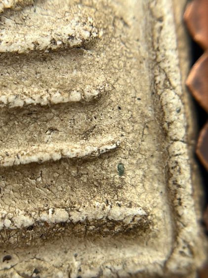 พระสมเด็จวัดระฆังพิมพ์ใหญ่เกศทะลุซุ้ม หลัง ตราฉัตร ร.4 รูปที่ 8