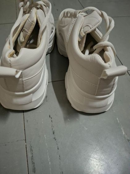 ขายต่อค่ะรองเท้าซื้อมาใส่ไม่ได้ รูปที่ 6