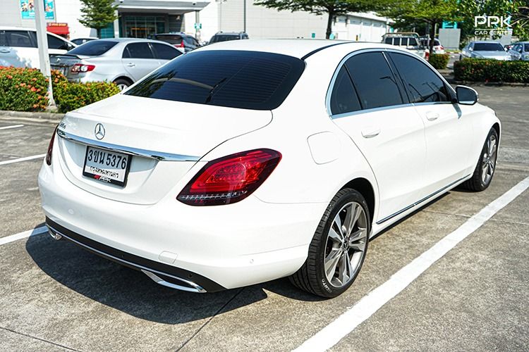 Mercedes-Benz C-Class 2019 C220 Sedan เบนซิน ไม่ติดแก๊ส เกียร์อัตโนมัติ ขาว รูปที่ 4