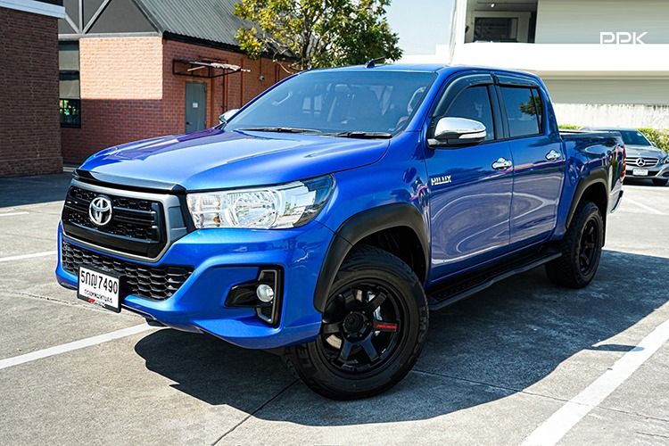 รถ Toyota Hilux Revo 2.4 G Prerunner สี น้ำเงิน