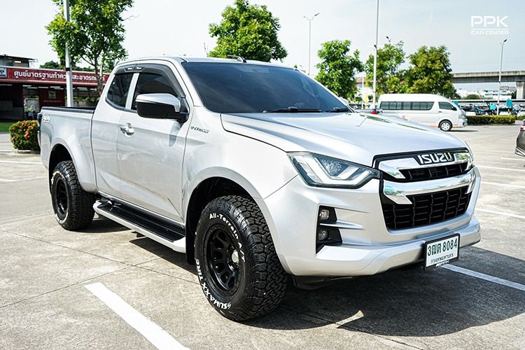 Isuzu D-MAX 2022 3.0 V-Cross Z 4WD Pickup ดีเซล ไม่ติดแก๊ส เกียร์ธรรมดา เทา รูปที่ 3