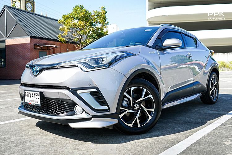 รถ Toyota C-HR 1.8 HV Hi สี เทา