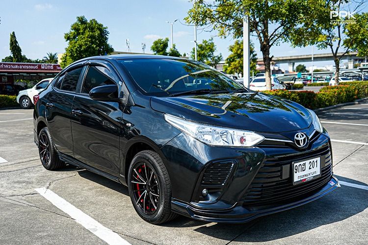 Toyota Yaris ATIV 2021 1.2 Entry Sedan เบนซิน ไม่ติดแก๊ส เกียร์อัตโนมัติ ดำ รูปที่ 3