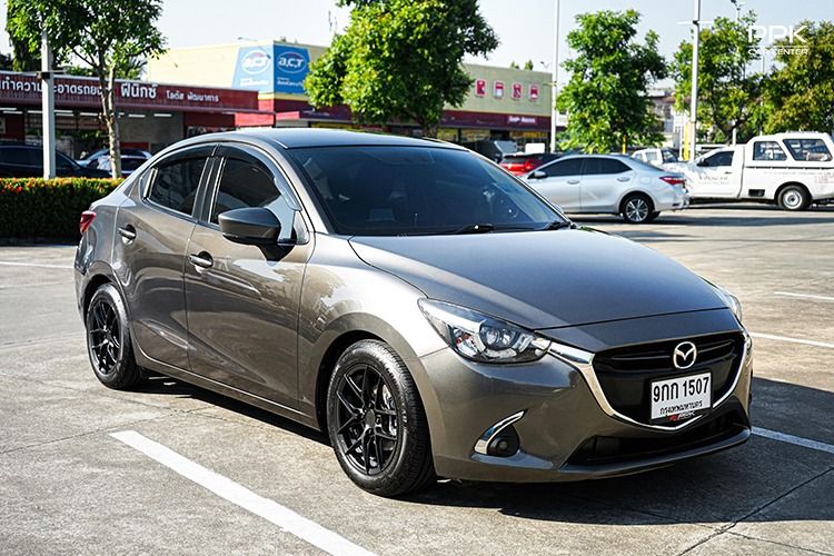 Mazda Mazda 2 2019 1.3 High Connect Sedan เบนซิน ไม่ติดแก๊ส เกียร์อัตโนมัติ น้ำตาล รูปที่ 3