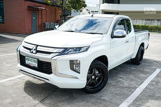 2022 Mitsubishi Triton 2.5 Mega Cab GLX
