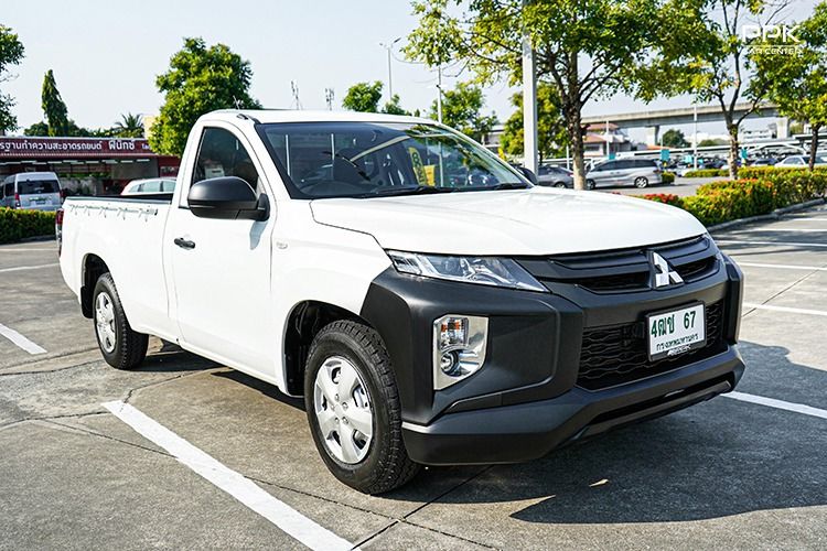 Mitsubishi Triton 2022 2.5 GL Pickup ดีเซล ไม่ติดแก๊ส เกียร์ธรรมดา ขาว รูปที่ 3