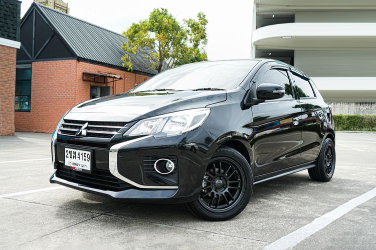 รถ Mitsubishi Mirage 1.2 GLX สี ดำ