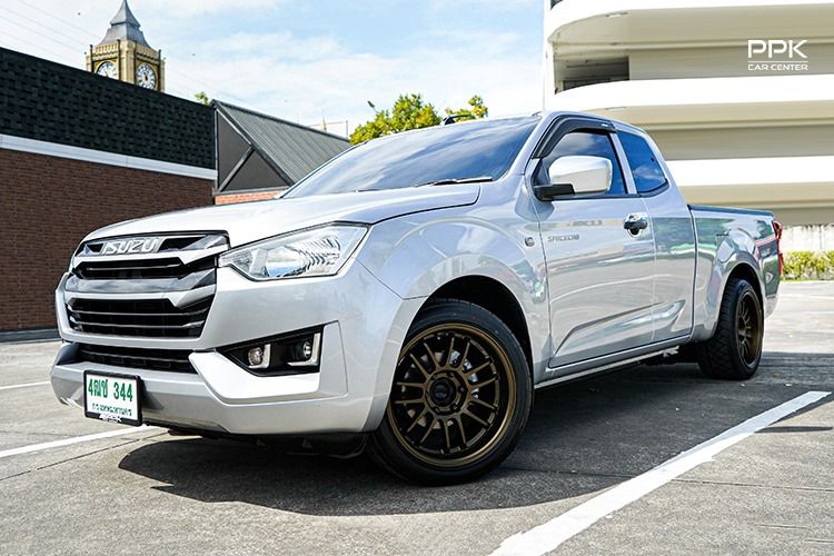 รถ Isuzu D-MAX 1.9 S สี เทา