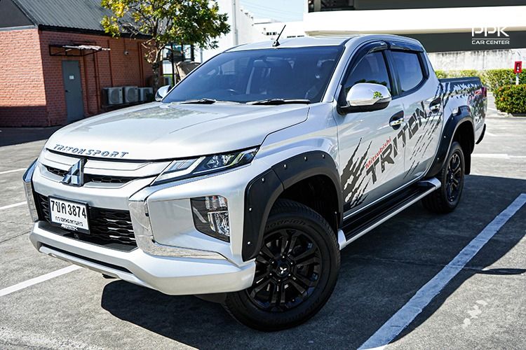 รถ Mitsubishi Triton 2.4 GT Plus สี เทา
