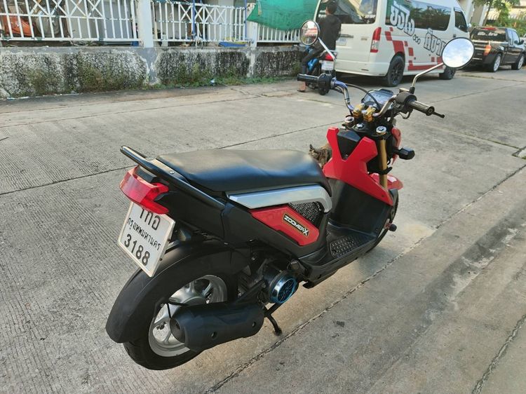 🛵ยังไงก็ขาย ZOOMER-X ปี 56 เครื่องดี สีสวย สตาร์ทมือ เล่มชุดโอนครบ+เปลี่ยนถ่ายน้ำมันเครื่องฟรี ส่งฟรี30 ก.ม รูปที่ 7