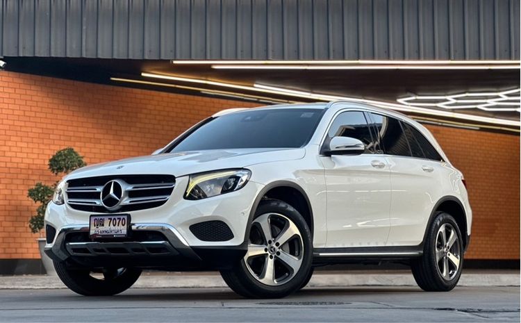 Mercedes-Benz GLC-Class 2019 GLC250d Utility-car ดีเซล ไม่ติดแก๊ส เกียร์อัตโนมัติ ขาว รูปที่ 3