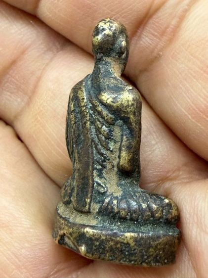 หลวงพ่อเดิมฐานสูง หนองหลวงเนื้อพระหล่อโบราณเก่าๆ ผิวหิ้งเเห้งๆเดิมๆ พระเก่าๆเหมาๆบ้านๆ พระคนแก่เก่าๆเก็บ081-3330446 L.tonyabu รูปที่ 7