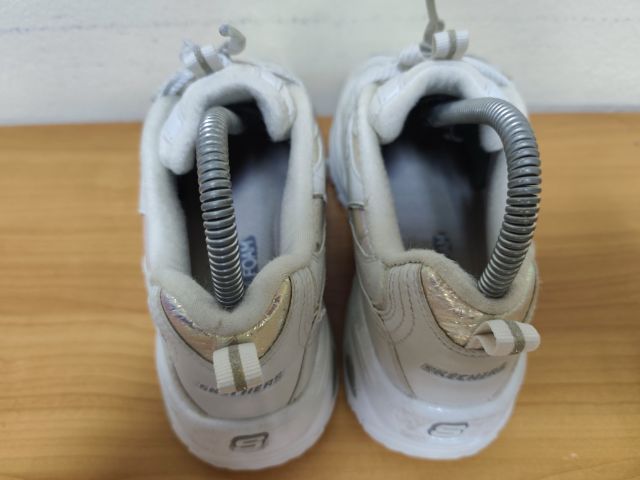 Skechers DLives 37.0 23.0 แท้ มือสอง รูปที่ 7
