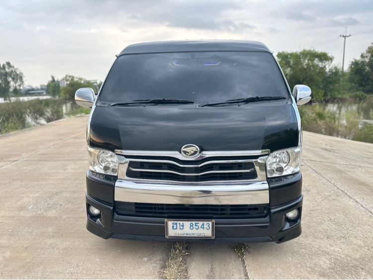 รถ Toyota Ventury 3.0 V สี ดำ