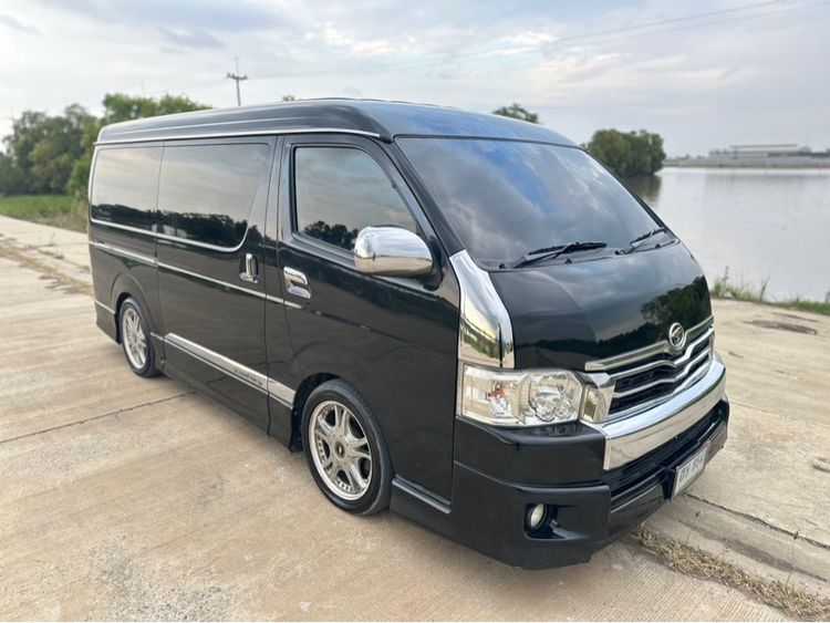 Toyota Ventury 2017 3.0 V ดีเซล เกียร์อัตโนมัติ ดำ รูปที่ 3