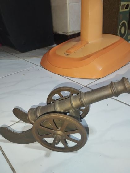 โมเดลปืนใหญ่ ทองเหลือง