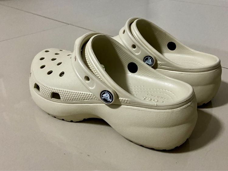 รองเท้า crocs platform (แท้) รูปที่ 2