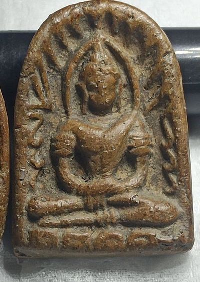 พระซุ้มกอทรงเครื่อง