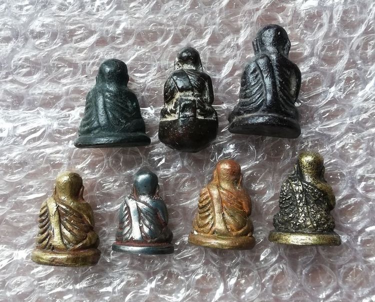 หล่อหลวงพ่อเงิน วัดบางคลาน พิจิตร พิมพ์นิยมคละเนื้อคละพิมพ์ รูปที่ 3