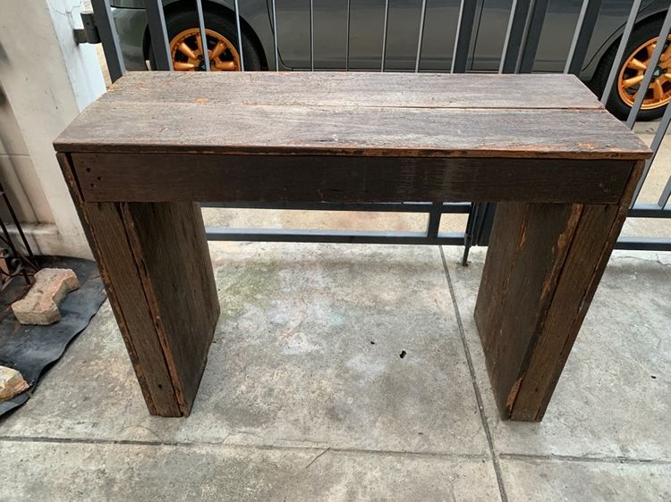 ขายโต๊ะไม้เก่า วินเทจ งาน Handmade สภาพดี เหมาะไปตกแต่งร้าน ตกแต่งบ้าน ดูวิจเทจ มากๆ  รูปที่ 3