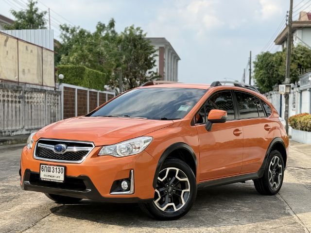 รถ Subaru XV 2.0 XV 4WD สี ส้ม