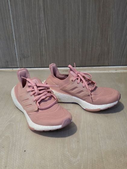 Adidas ultraboost 600 บาท รูปที่ 2